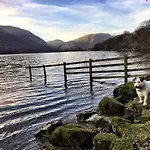 Cosy On Edge Of District